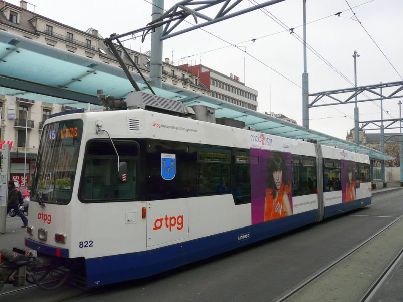 Genf - Tram Be 4/6  822 unterwegs auf der Linie 15 am 03.01.2009