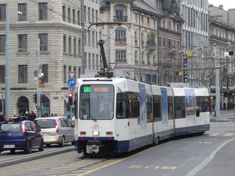 Genf - Tram Be 4/8  848 unterwegs auf der Linie 13 am 03.01.2009