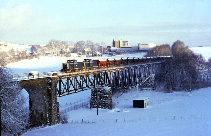 Gterzug im Sauerland (Winter 1985)