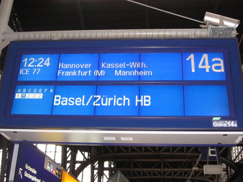 Hamburg Hauptbahnof 8.3.07 Zugzielanzeiger ICE 77 nach Zrich