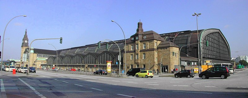 Hauptbahnhof Hamburg. Gebudeansicht von Sd-West