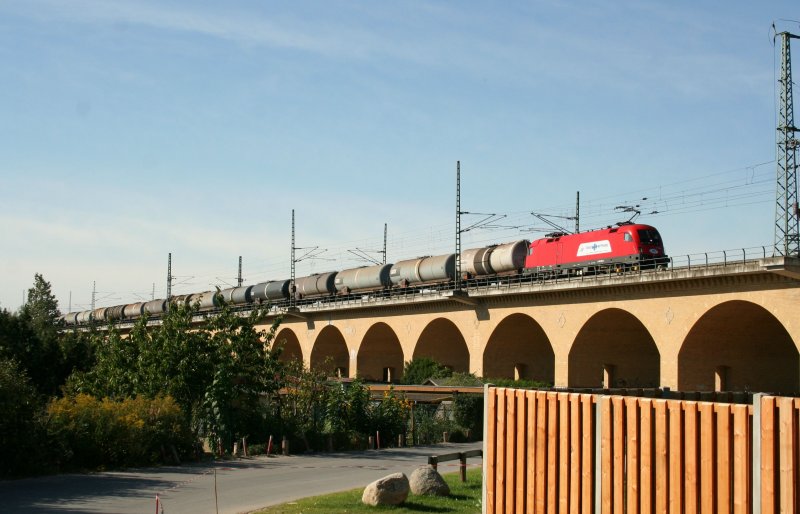 ITL 1116 239-3 am 13.9.2008 auf dem Viadukt in Leipzig-Wahren.