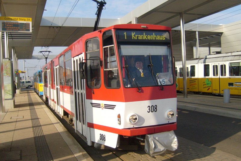 KT4D in Gotha Hbf