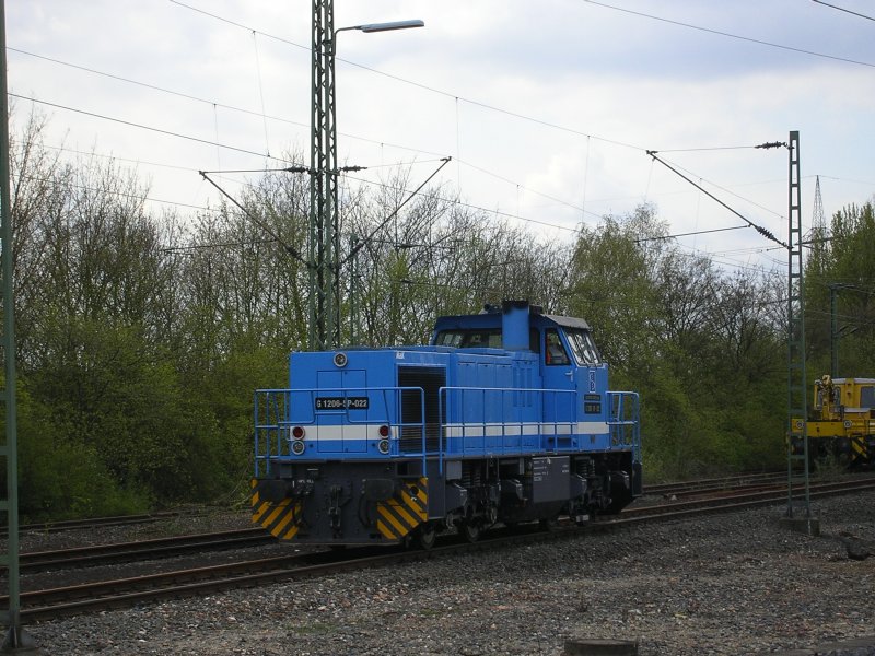 MaK G 1206 SP 022 von Spitzke Logistik in Gelsenkirchen Hbf. abgestellt.(16.04.2008)