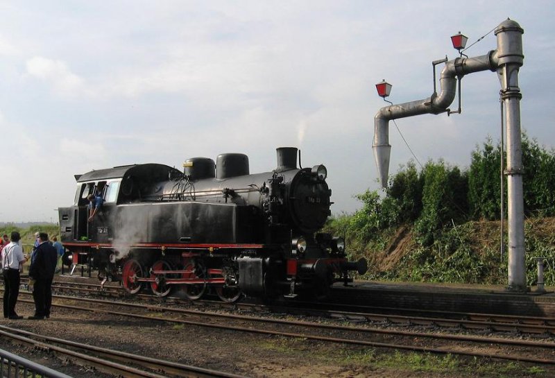 Museum Dampfbahn VSM Niederlande, VSM TKP 23 Slask beim Wasserfassen. Bahnhof Beekbergen, NL, 2 Sept 2006, Zurck nach Damals (TnT) der VSM.