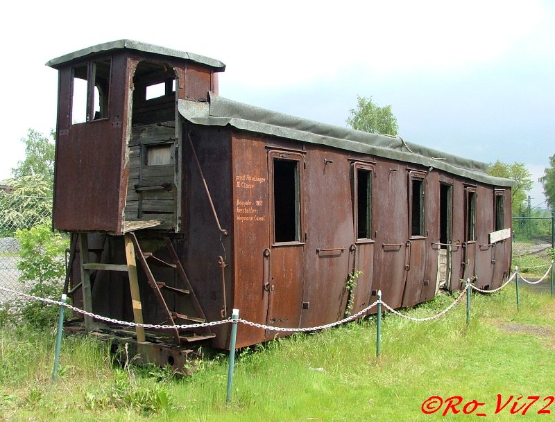 Preu. Abteilwagen, III. Classe, Baujahr: 1899, Hersteller: Wegmann, Cassel (Originale Aufschrift). Bochum-Dahlhausen. 15.05.2005.