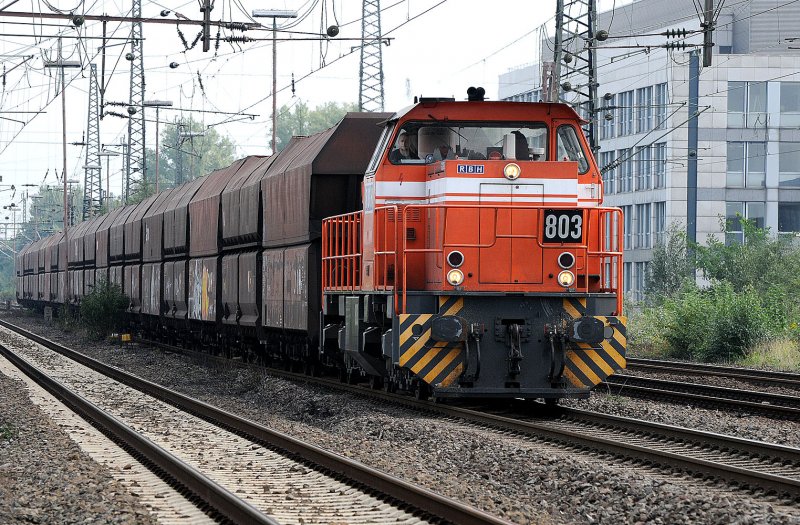 RAG 803 (RBH) durchfhrt mit einem Leerzug Oberhausen West. 24.09.2008