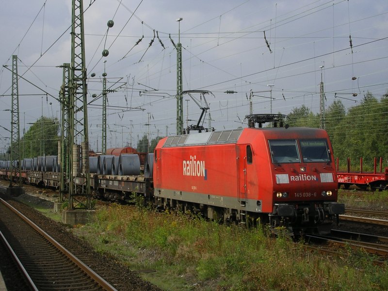 Railion 145 038-6 mit Blechrollen unterwegs nach Hagen Vorhalle.
BO-Langendreer(17.09.2008) 