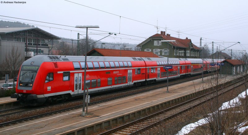 RE 4712 (Radolfzell-Karlsruhe) mit Schublok 146 239-9 in St.Georgen(Schwarzw). Der Zug war in einen PU verwickelt 1.4.09