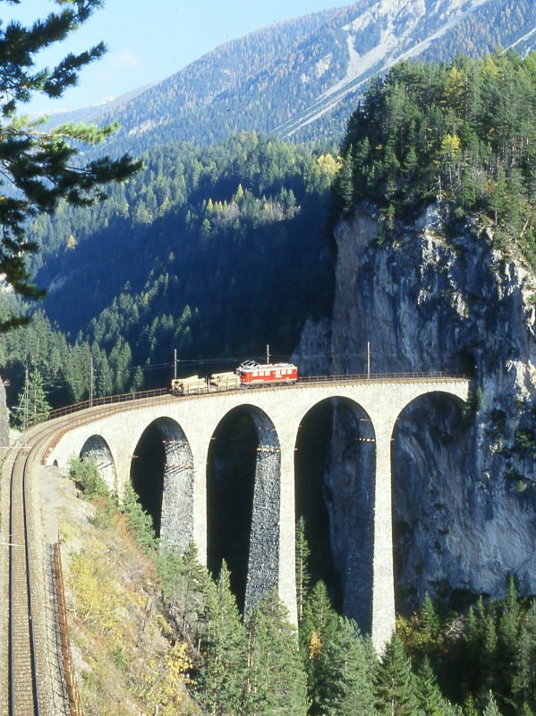 Rhb G Terzug Von Landquart Nach Pontresina Am Auf