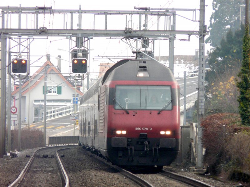 SBB - 460 078-9 mit IR unterwegs bei Horgen am 29.11.2008