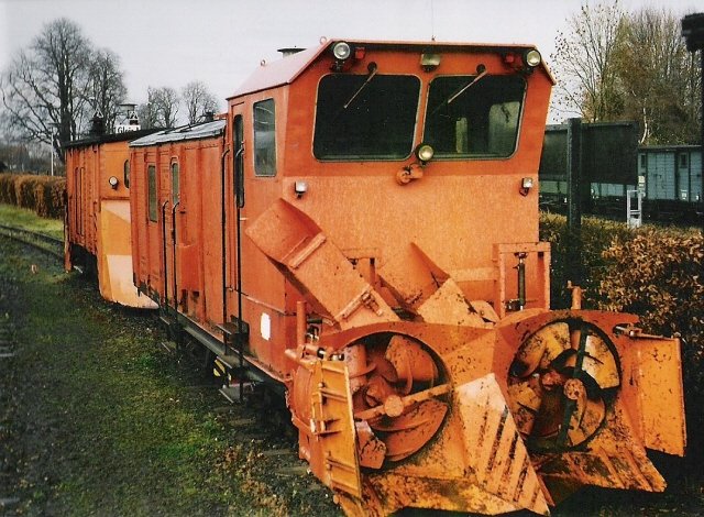 Schneeschleuder der HSB im Bahnhof Wernigerode-Westerntor.