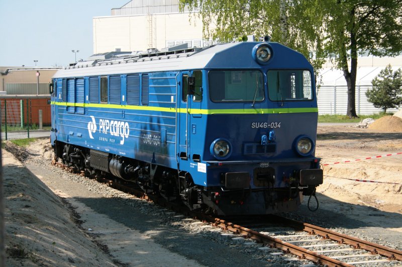 Sie soll die letzte von 10 mit Deutscher Indusi ausgersteten SU46 sein.SU46-034 in Cottbus am 25.04.09