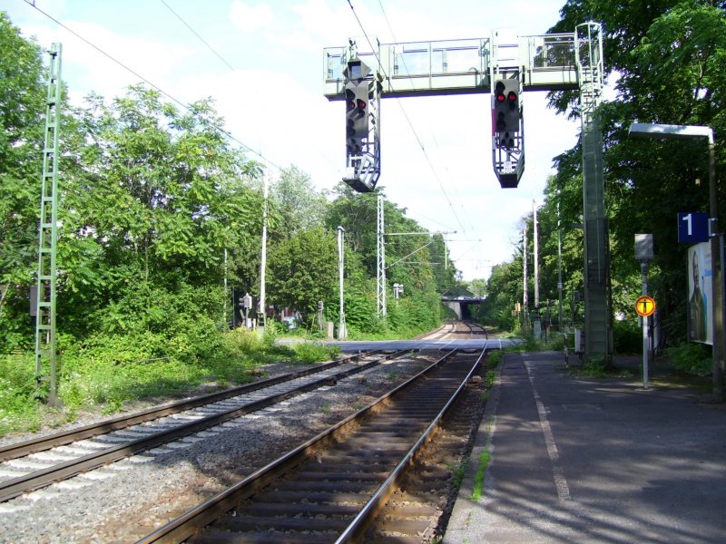 Signalbrcke in Wiesbaden-Biebrich; 13.08.2007