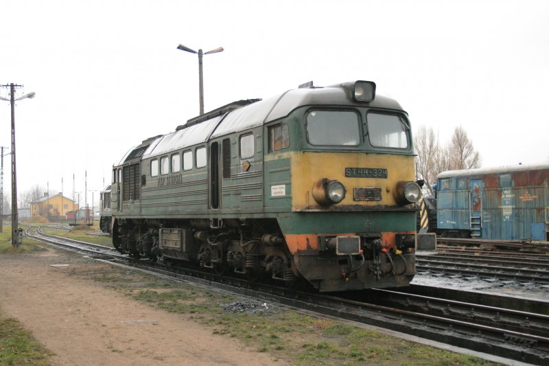 ST44-324 in Suwalki,28.12.06