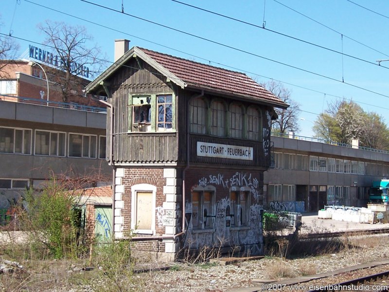 Stellwerk in Stuttgart-Feuerbach April 2007