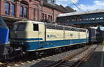 Interessante Durchfahrt im Bahnhof Hamburg-Harburg, SEL - Martin Schlünß Eisenbahnlogistik, Wankendorf mit ihren Loks, vorneweg '181 215-5', Name: 'HOLSTEIN' (NVR: '91 80 6181 215-5 D-SEL') und am Haken '218 002-4' (NVR: '92 80 1218 002-4 D ...