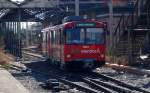 Mendoza, Argentinien,18.08.2015: Nahverkehrstriebwagen in Mendoza wechselt das Gleis um bald darauf seine Fahrt in Richtung Stadtgrenze zu beginnen.