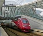 - Rot und Wei - Der PBKA Thalys 4322 verlsst am 22.08.2012 den Bahnhof Lige Guillemins, um seine Fahrt nach Kln fortzusetzen. (Jeanny)