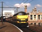 6292 mit L 761 Gent Sint Pieters-Eeklo auf Bahnhof Gent Sint Pieters am 21-5-2001.