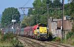 7853 kommt mit einem Stahlzug von Flémalle-Haute durch Seraing gefahren. Am Zugschluss schiebt 7770 nach.

Lüttich 04.09.2021