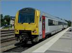 Der kleine  autorail  4141 steht am 23.06.10 abfahrbereit nach Herentals im Bahnhof von Mol. Das Reisen mit diesen klimatisierten Dieseltriebzgen ist brigens sehr angemehm. (Hans)