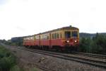 Altbau Triebwagen Doppel AM 4408 und 4503 ist
bei Merny auf dem Weg Richtung Dinant
am 10.08.1993