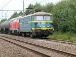 2630 zieht neben einem gemischten Gterzug auch eine Lok der BR 225, die zuvor in Belgien zum Einsatz gekommen ist, wieder Richtung Montzen und Weiterfahrt nach Aachen-West.