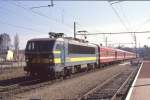 SNCB Elektrolok 2735 vor Altbau Wagen IC nach Lttich
im Bahnhof Eupen am 27.03.1991 um 11.00 Uhr