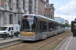 MIVB/STIB Flexity Outlook Cityrunner 4001 am Haltestelle VUB in Etterbeek, Aufnahme am 21.07.2012