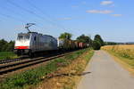 186 448-7  von Railpool kommt aus Richtung Aachen-West und fährt die Gemmenicher-Rampe hochgefahren mit einem langen Containerzug aus Gallarate(I) nach Antwerpen-Oorderen(B) und fährt in