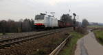 186 453-7 von Lineas/Railpool kommt aus Richtung Aachen-West und fährt die Gemmenicher-Rampe hochgefahren mit einem Schrottzug aus Köln-Kalk(D) nach Genk-Goederen(B) und fährt in