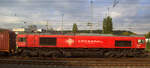 Die Class 66 PB12  Marleen  von Crossrail fährt mit viel Dieselpower mit einem langen MSC-Containerzug aus Germersheim(D) nach Antwerpen-Krommenhoek(B) bei der Ausfahrt aus Aachen-West und