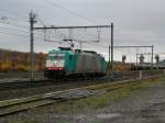 Cobra-Lok 2837 im Bahnhof Montzen auf Solo-Fahrt nach Aachen-West.