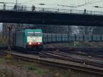 Cobra 186 199 kommt die letzten Meter der Montzenroute die Rampe vom Gemmenicher Tunnel nach Aachen West.