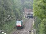 Die Cobra 2813 fhrt als Lokzug Richtung Aachen-West kommt aus dem Gemmenicher Tunnel raus.