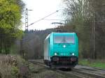 185 613-7 kommt am 01.04.2011 von ihrem Schubhilfeeinsatz auf der Rampe der Montzenroute nach Belgien nach Aachen West zurck.