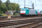 Die Cobra 2831 fhrt mit einem gemischten Containerzug Von Aachen-West nach Belgien bei Wolken.