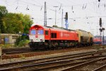 Die Class 66 PB13  Ilse  von Crossrail fhrt mit einem Silozug aus Polen nach Belgien bei der Ausfahrt in Aachen-West bei Herbstwetter.