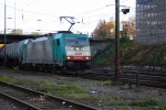 Die Cobra 2829 kommt mit einem lzug aus Antwerpen-Petrol(B) und fhrt in Aachen-West ein.
29.10.2011