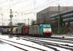 Die Cobra 2829  kommt bei Schnee mit einem gemischten Gterzug aus Antwerpen-Noord nach Kln-Gremberg und fhrt in Aachen-West ein am 3.2.2012.