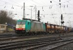 Die Cobra 2830 fhrt mit einem Containerzug von Aachen-West nach Belgien am 4.3.2012.