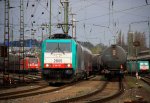 Die Cobra 2805 fhrt mit  zwei (B)Personenwagen von Aachen-West nach Belgien am 10.4.2012.