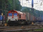 Die Class 66 PB13  Ilse  von Crossrail fhrt mit viel Qualm einem Containerzug von Aachen-West nach Belgien bei Wolken am 31.5.2012.