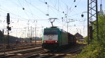 Die Cobra 2821 fhrt mit einem gemischten Gterzug aus Kln-Gremberg nach Antwerpen-Noord(B) bei der Ausfahrt aus Aachen-West und fhrt in Richtung Montzen/Belgien bei Sonnenschein am 1.9.2012.