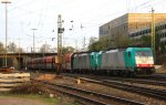 Zwei Cobra 2807 und 2826 kommen mit einem Kalkzug aus Yves-Gomeze(B) nach Millingen und fahren in Aachen-West ein in der Abendsonne am 18.4.2013.