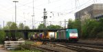 Die Cobra 2831 kommt aus Richtung Montzen/Belgien mit einem langen Containerzug aus Antwerpen-Oorderen(B) nach Gallarate(I) und fhrt in Aachen-West ein am Abend des 30.4.2013.