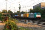 Die Cobra 2805 kommt aus Richtung Montzen/Belgien mit einem langen Containerzug aus Antwerpen-Oorderen(B) nach Gallarate(I) und fhrt in Aachen-West ein am einem schnem Sommerabend am 3.9.2013.