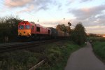 Die Class 66 DE6313 von Crossrail kommt mit einem P&O Ferrymasters Containerzug von Aachen-West nach Zeebrugge(B) und fhrt die Gemmenicher-Rampe hoch nach Belgien.