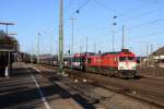 Die Class 66 DE6310  Griet  von Crossrail steht  in Aachen-West mit einem sehr langen Fiat-Autozug aus Tychy(PL) nach Zeebrugge(B) und wartet auf die Abfahrt nach Belgien.